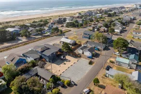 Incredible Central Rockaway Location, *Pet - Image 2