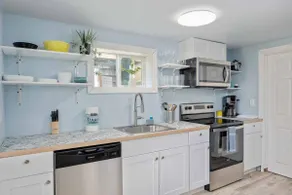 Incredible Central Rockaway Location, *Pet - Image 5