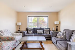 Charming 3BR Condo Near Ventnor Beach - Image 3