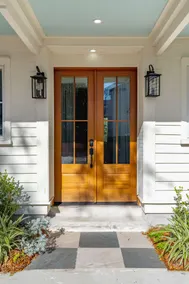 Adorable Family Home With Heated Pool - Image 3