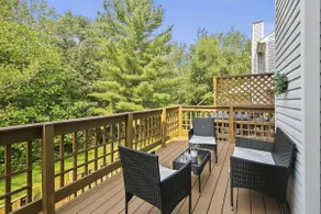Finchvale: Work-Friendly, Private Yard, Near DC - Image 5