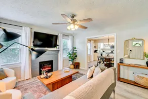 Private Hot Tub & Cold Plunge: Fayetteville Gem! - Image 2