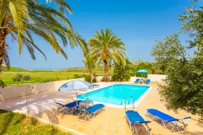 Villa Noni Large Private Pool AC WiFi - Image 4