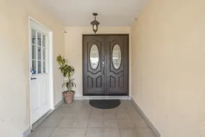 Spacious House, Central, All Amenities - Image 3