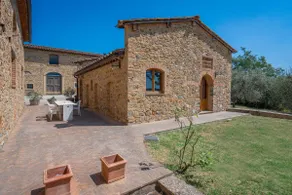 Borgo Apt. with ac near Siena - Image 3