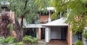Forest Edge Villa | Family Friendly | Walk To Town - Image 3