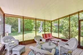 Charming Union Pier Home w/ Deck: Half-mi to Beach - Image 2