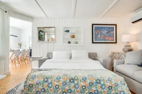 Walk to 2 Beaches! Group-friendly Pocasset Home - Image 5