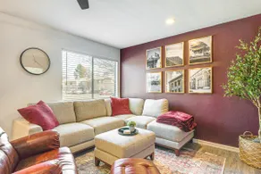 Convenient Bryan Townhome w/ Patio < 3 Mi to A&m! - Image 4