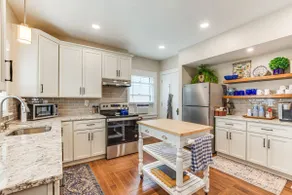 Walkable Zelienople Home w/ Patio & Grill! - Image 3