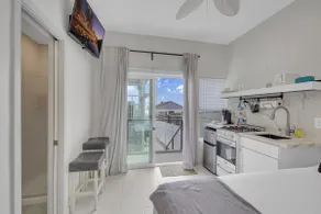 The Shining Sea Studio, Steps to Beach ~ Sleeps 2 - Image 5
