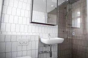 Lovely Studio Apartment in Solna - Image 3