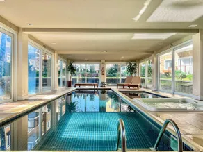 Stone House 2 Suites Pool by Acha Gramado - Image 2
