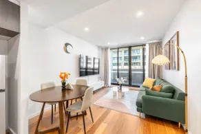 @Central Comfort: CBD 2BR w Free Parking, Wifi - Image 2