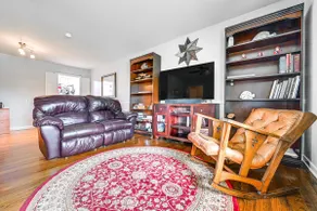 8 Mi to Stockyards: Ft Worth Home w/ Full Kit - Image 3