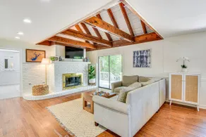 Waterfront Gainesville Home w/ Private Boat Dock! - Image 4