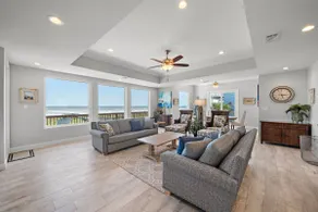 Sandcastle | Beachfront & Private Walkover - Image 4
