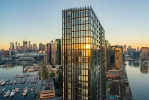 Brilliant Collins Wharf Waterfront Condo - Image 2