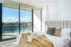 Brilliant Collins Wharf Waterfront Condo - Image 4
