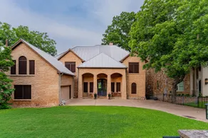 Paddle, Play & Unwind: Pool, Kayak & Room for 12 - Image 3