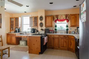 Historic 1810 Home | Walk to Village + Beach - Image 4
