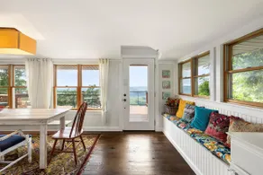 The Peach Bluff | Hot Tub | Gorgeous Bluff Views! - Image 2