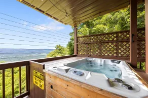 The Peach Bluff | Hot Tub | Gorgeous Bluff Views! - Image 5