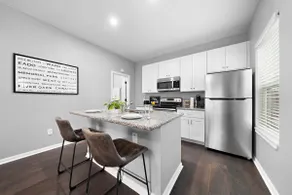 Modern Cozy Studio Nr Downtown | WiFi Workstation - Image 4
