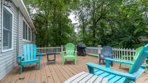 Causeway Cottage: Lake Beach & NY Biking Ferry - Image 3