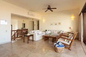 Perico. 2-story apartment. - Image 2