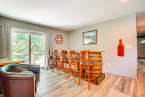 Wilmington Retreat Near Trails, Skiing & Festivals - Image 2