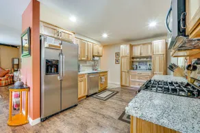 Wilmington Retreat Near Trails, Skiing & Festivals - Image 3