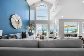 Renovated Oceanfront Family home w/ AC and Firepit - Image 2