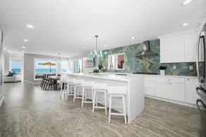 Renovated Oceanfront Family home w/ AC and Firepit - Image 5