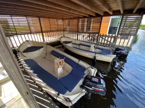 Spacious waterfront chalet including a sloop - Image 2