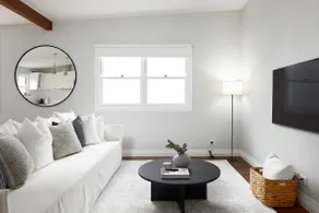 Austin Cottage - Pet friendly! - Image 3