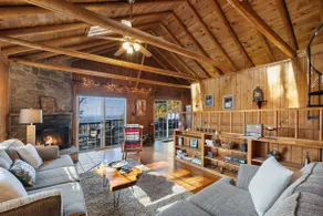 Aslan's How - Cabin with Valley Views & Hot Tub! - Image 4