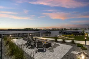 Topsider Condo w/ Stunning Lake Views, Shuffleboard & King Beds - Image 5