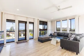 Seas the Day - Pet Friendly - Ocean Views - Image 3