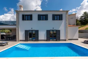 Villa con sauna, giardino e griglia | Vista sul giardino - Image 2