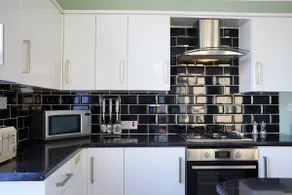 Queen Margarets Lodge - Image 4