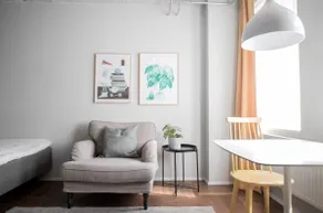 Smaller Pleasant Studio - Image 3