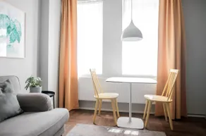 Smaller Pleasant Studio - Image 5