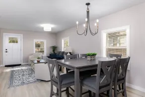 Cozy 2-Bedroom Home Near Notre Dame - Image 3