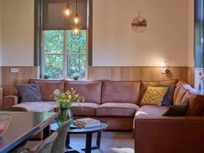 Cosy house in wooded surroundings - Image 5
