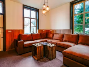 Cosy house in wooded surroundings - Image 3