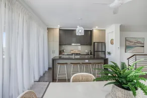 Villa Sangiovese - Unit One - 1-2 Heath Street - Image 4