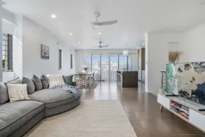 Villa Sangiovese - Unit One - 1-2 Heath Street - Image 2