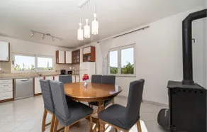 Awesome apartment in Radasinovci - Image 5