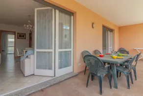 Sunflowers Home - Image 5